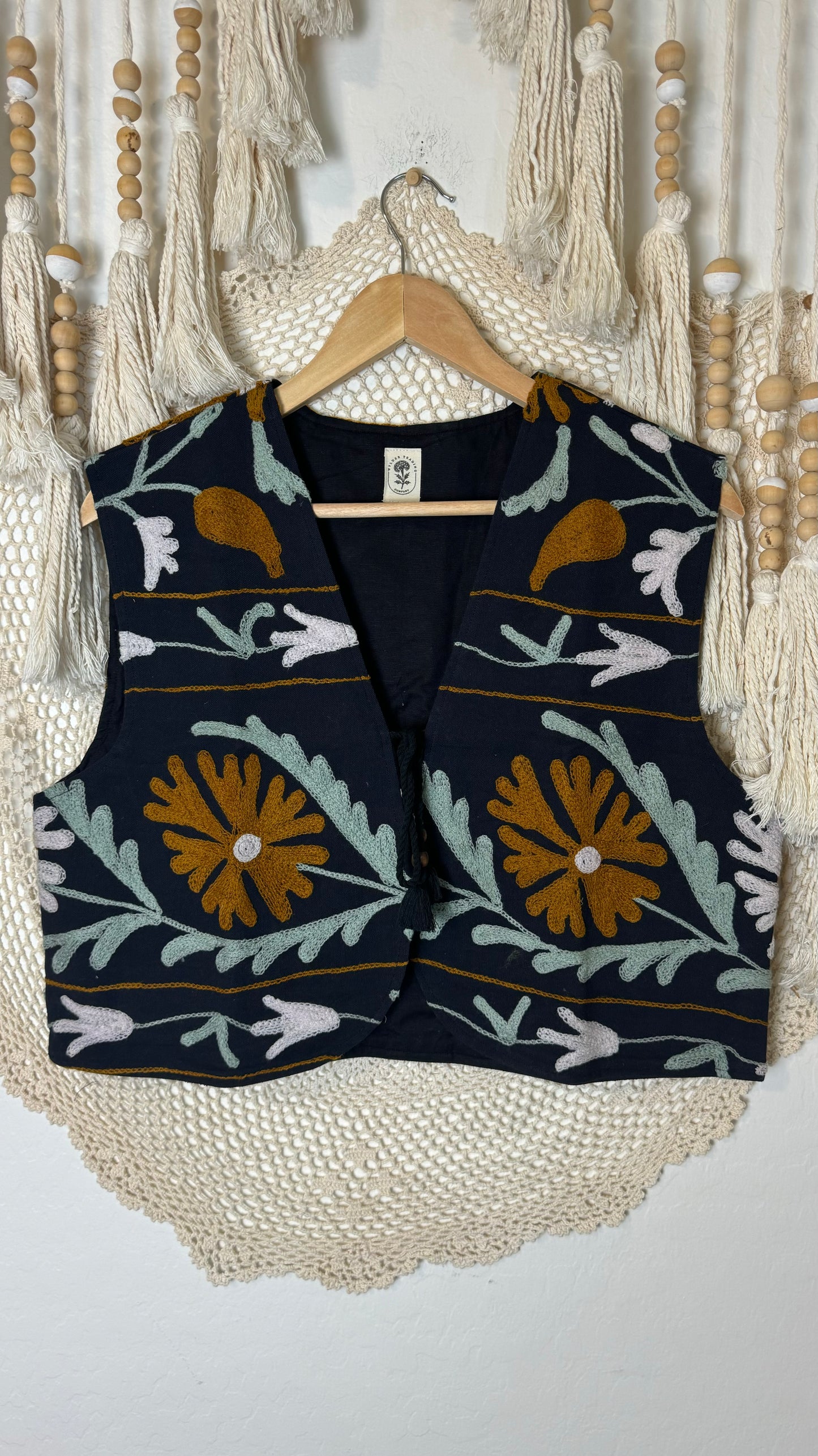 Artisan Textile Vest - Suzani - 014