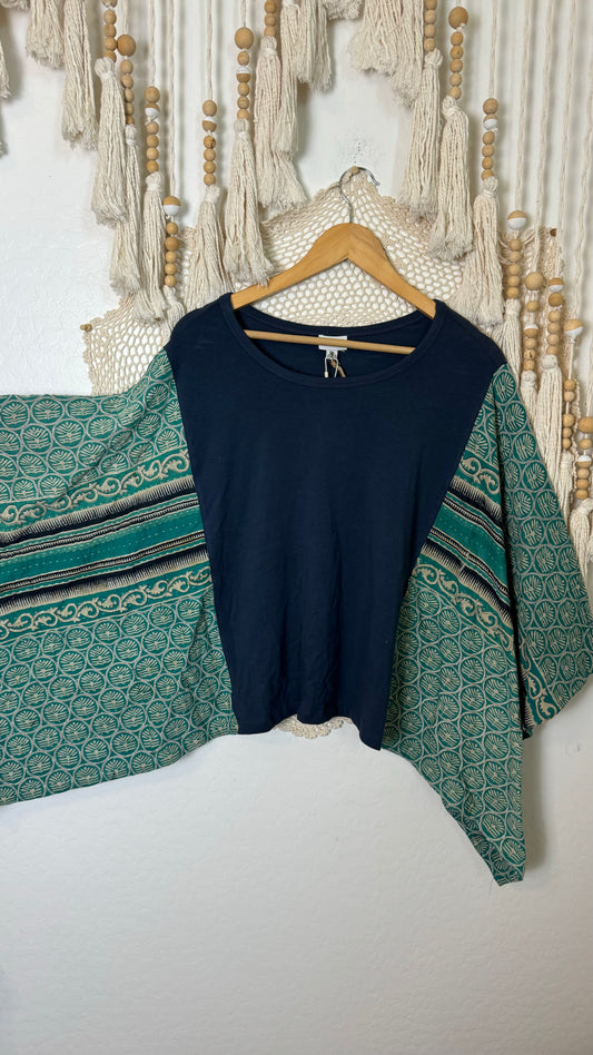 ADULT Kantha T-Shirt Top 006