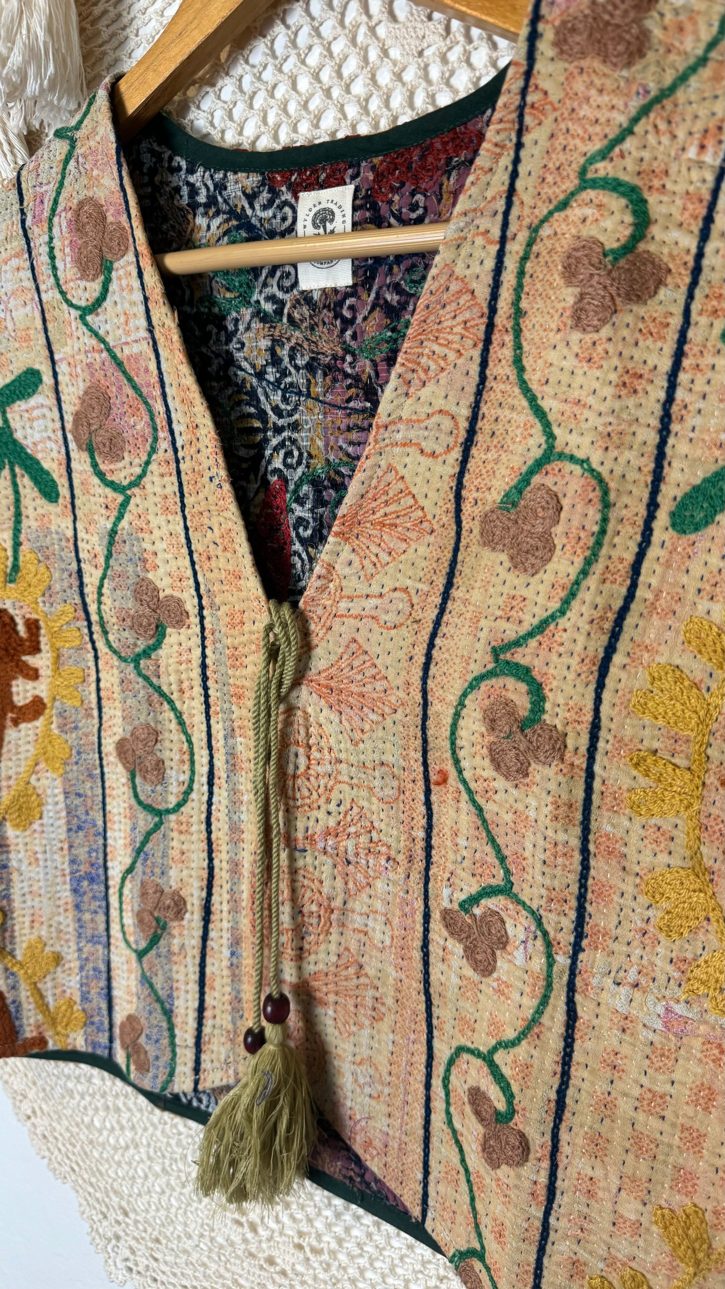 Artisan Textile Vest - Kantha Suzani - 009