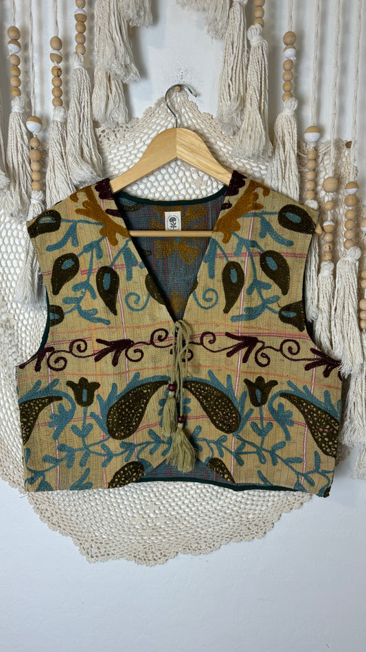 Artisan Textile Vest - Kantha Suzani - 023