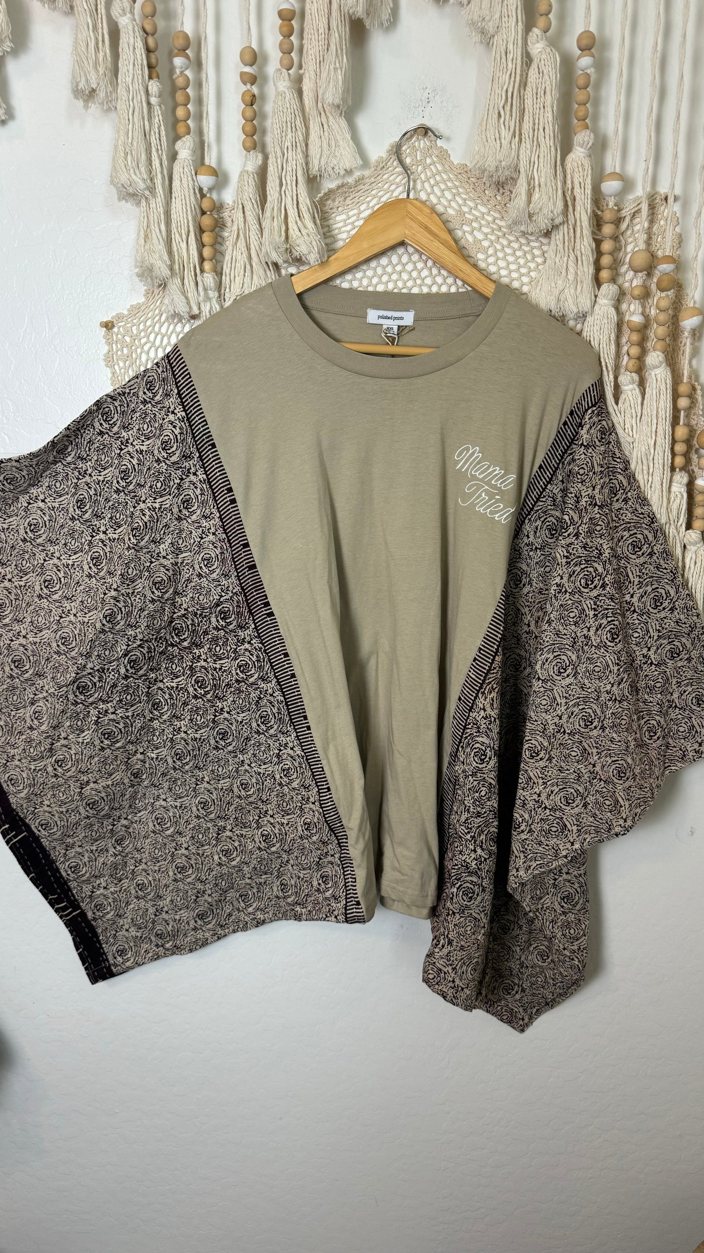 ADULT Kantha T-Shirt Top 014