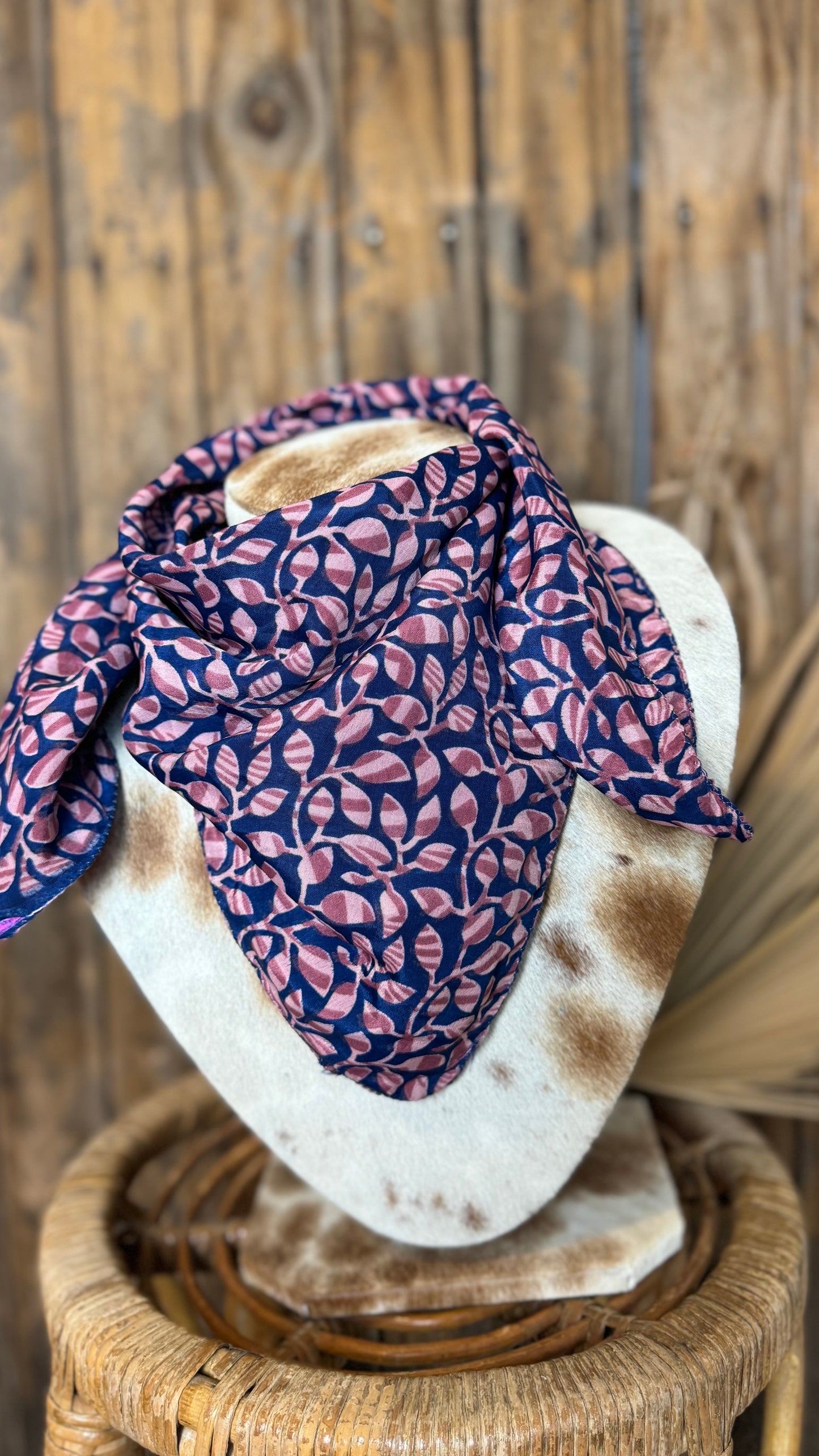 Sari Silk Standard Bandana (022)