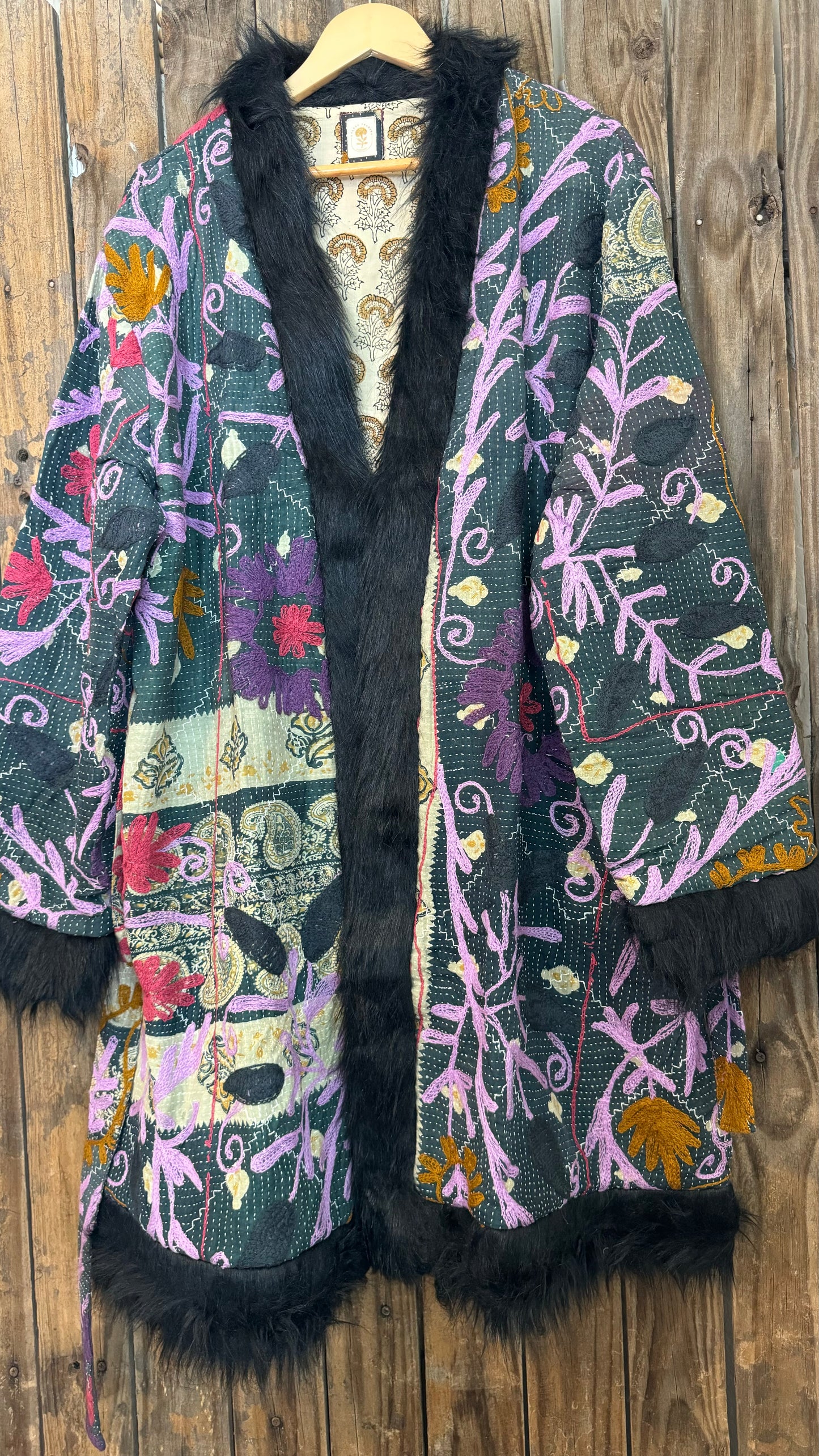 Canyon Bloom Coat 006 (Mid-Length)