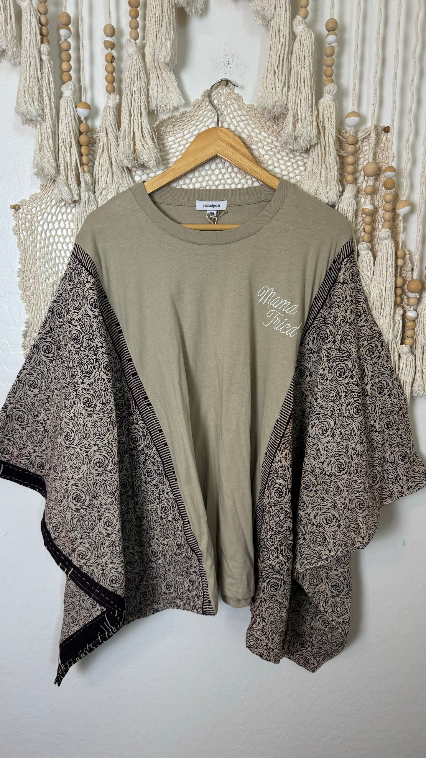 ADULT Kantha T-Shirt Top 014