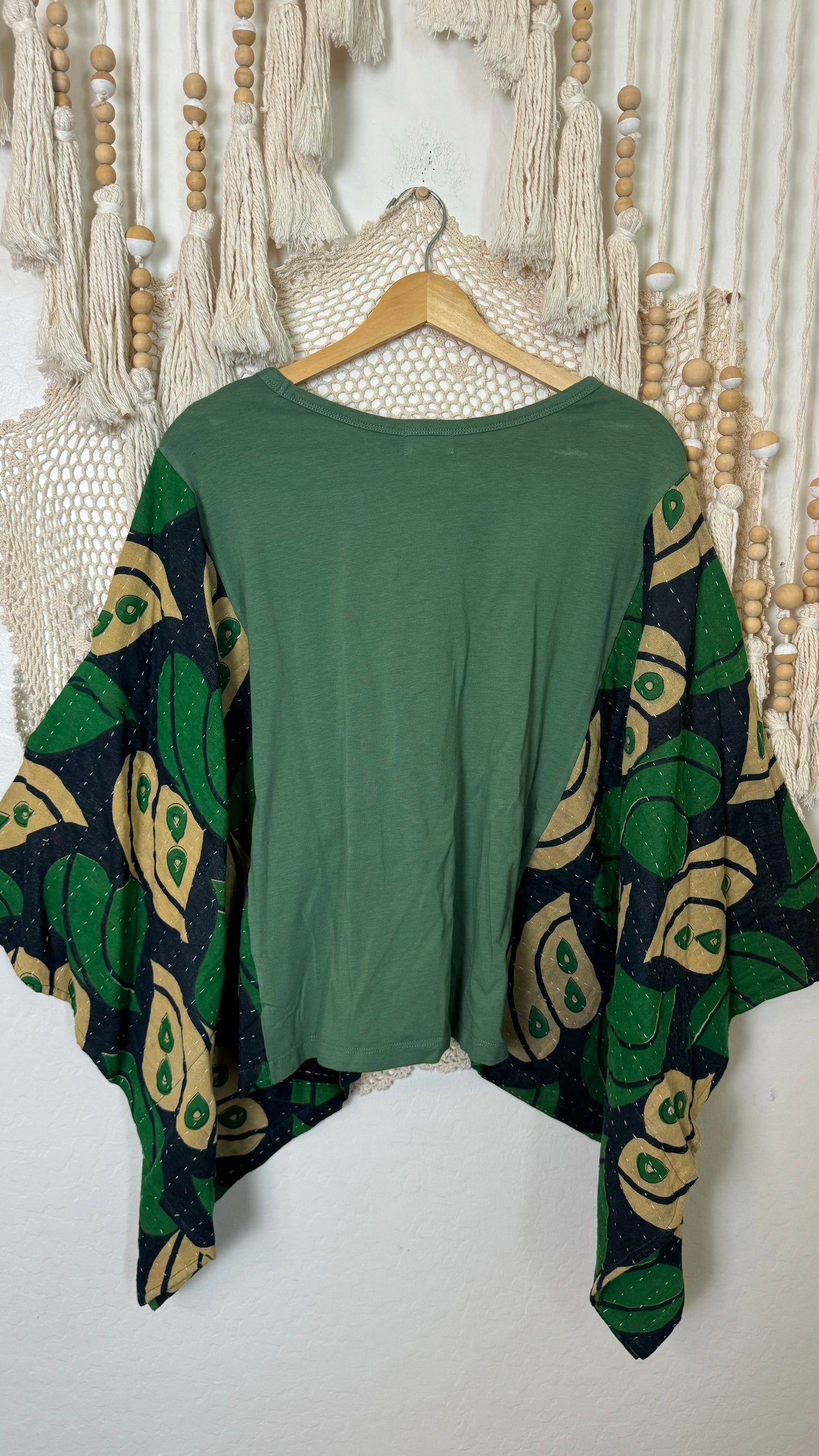 ADULT Kantha T-Shirt Top 003