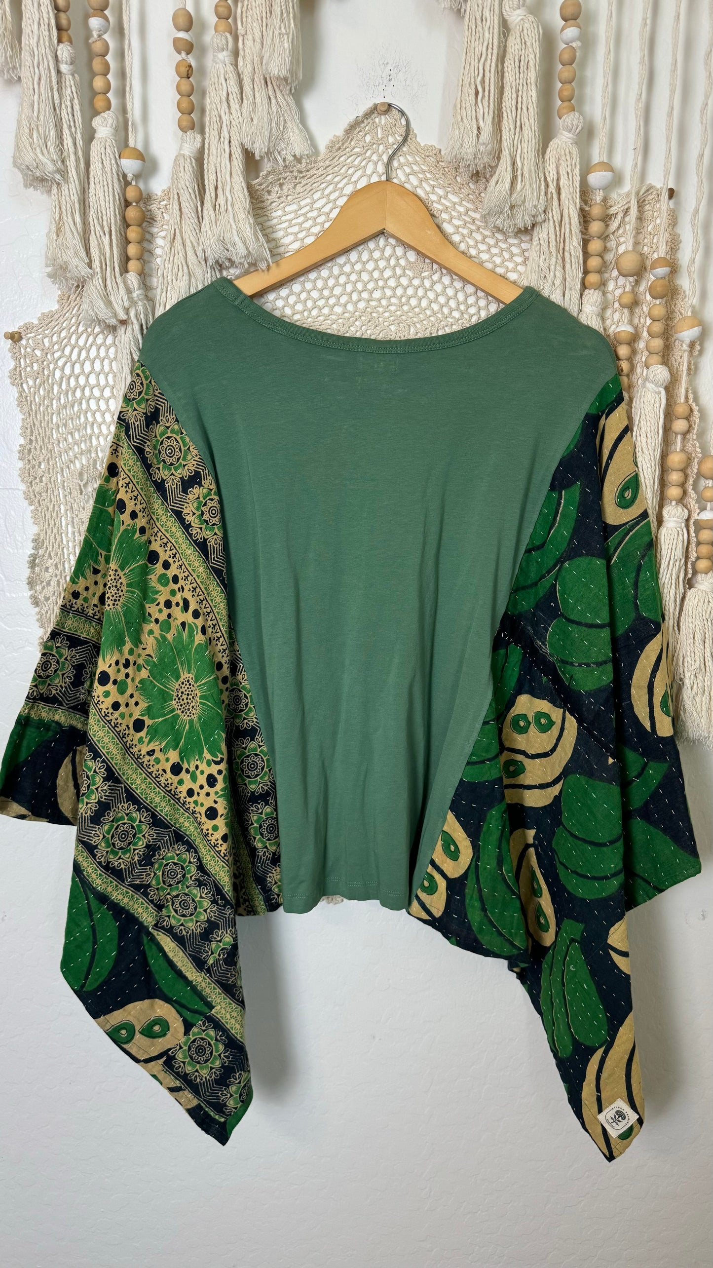 ADULT Kantha T-Shirt Top 002