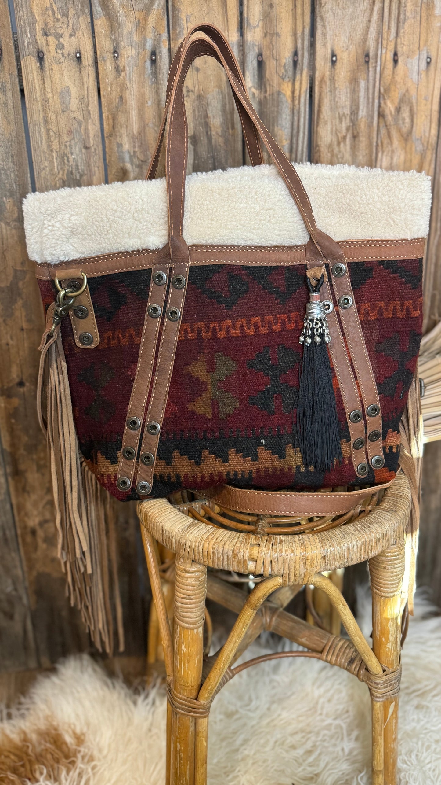 Artisan Leather Kilim Carpet Handbag 003